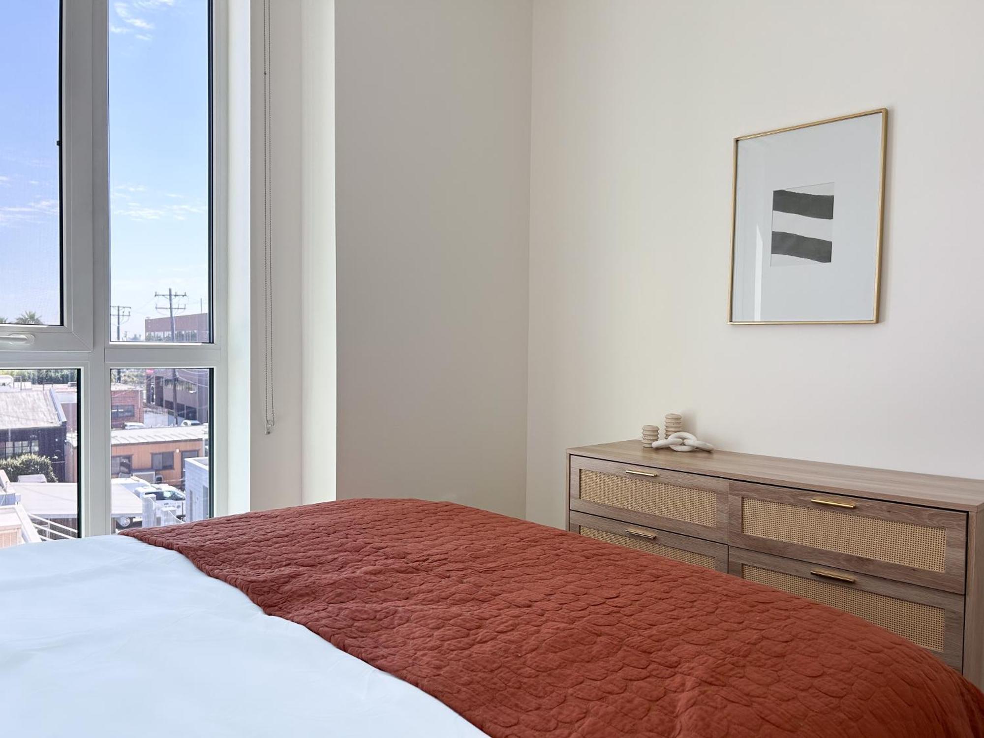 Trendy 2bd 2bth In Santa Monica! * Los Angeles